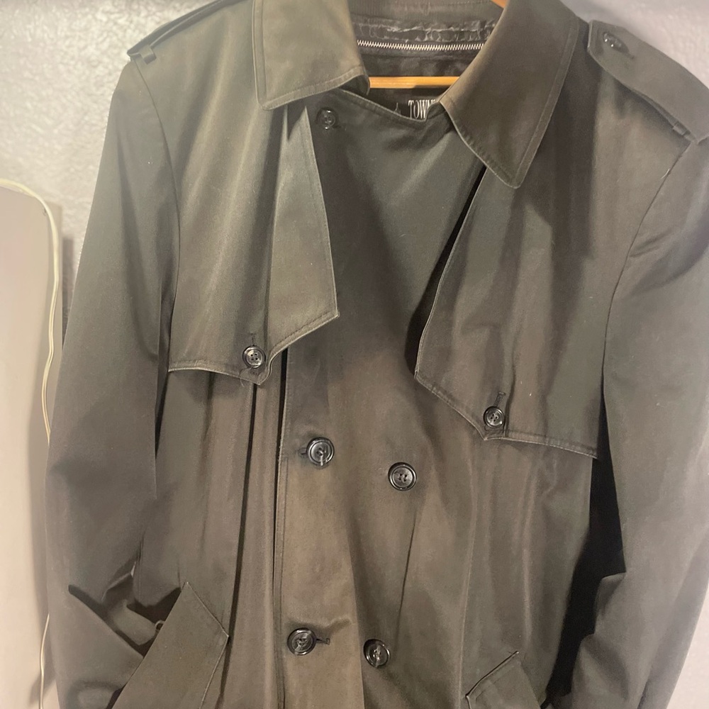 London Fog Men's Black Trench Coat - Picture 3 of 14